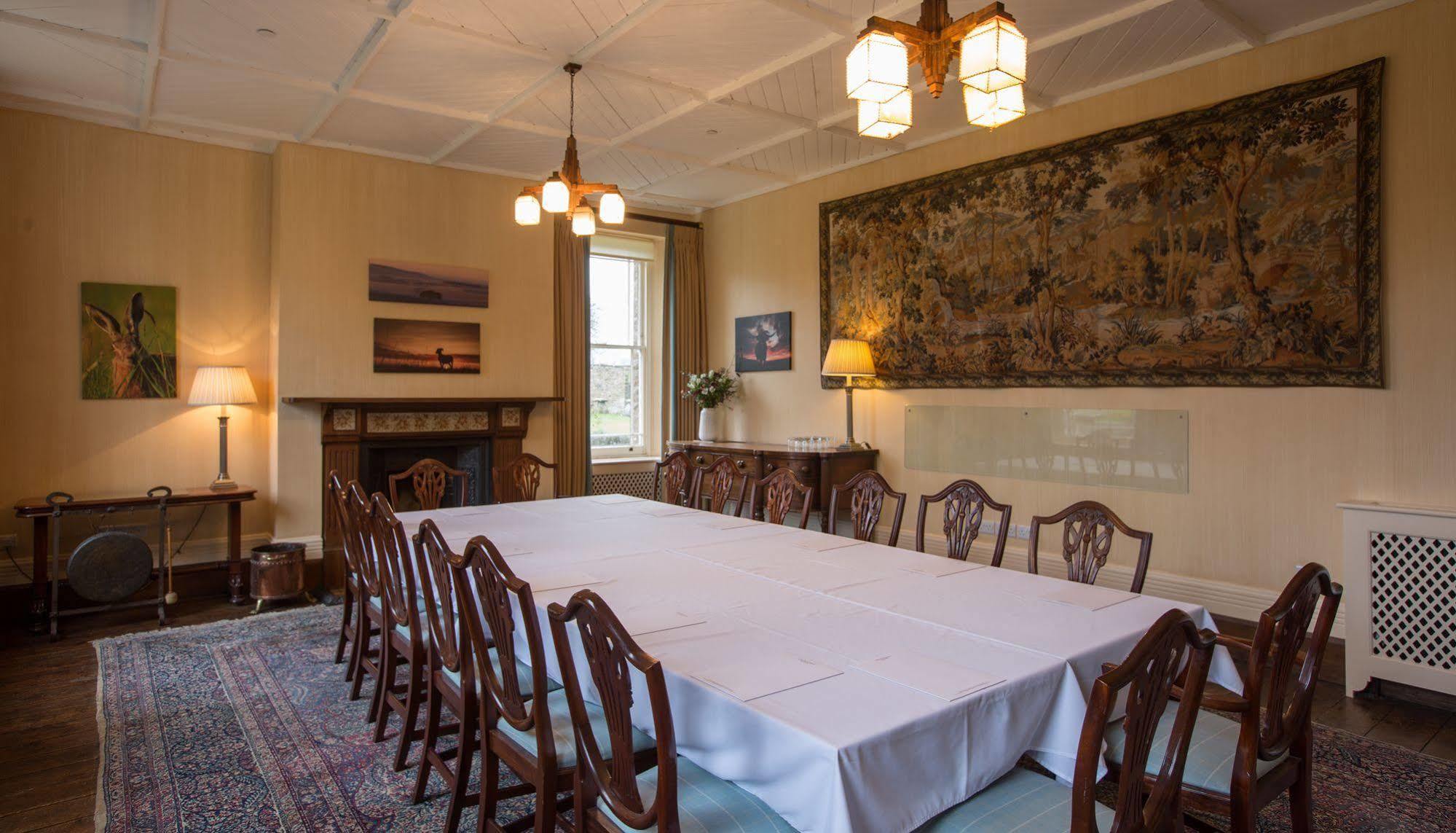 Overtown Manor Bed And Breakfast Суиндон Экстерьер фото
